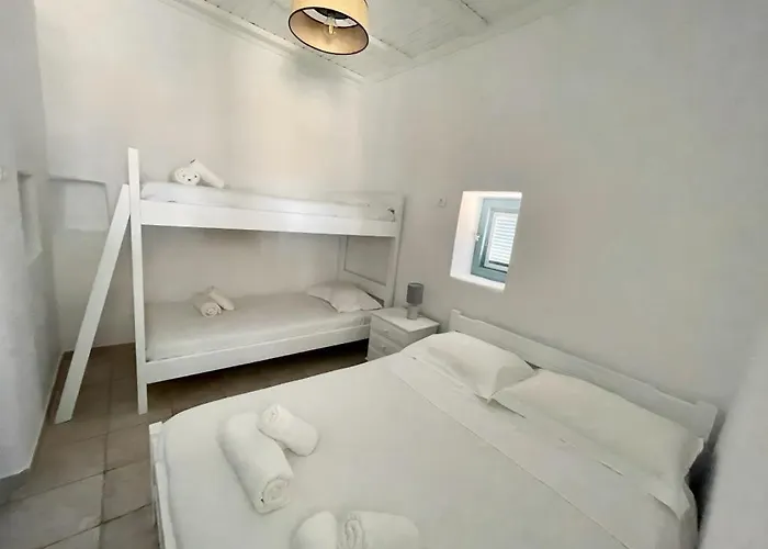 Black Pebble Myconian House * Άνω Μερά