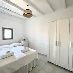 Black Pebble Myconian House Ano Mera